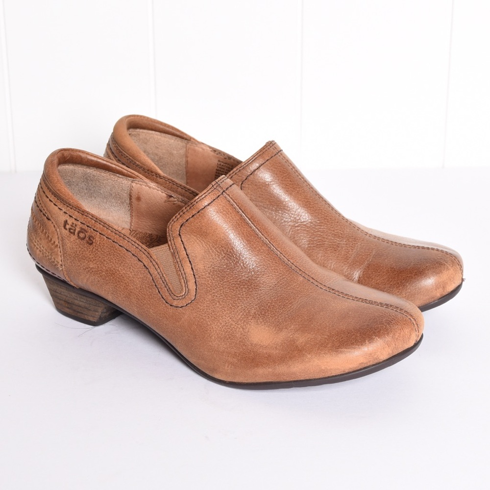 Taos Footwear Women's Tan Leather Shoes
